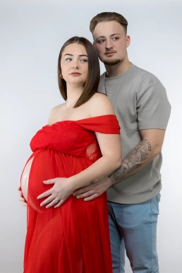 Babybauch als Paarfotografie